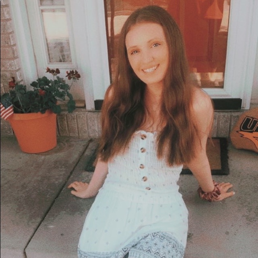 Meet your Posher, Marissa